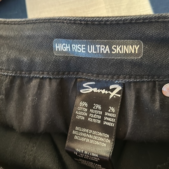 SEVEN 7 black jeans with cute lace up detail at bottom of legs size 8 - Picture 13 of 14